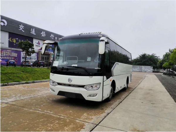 金旅9米醫療體檢車